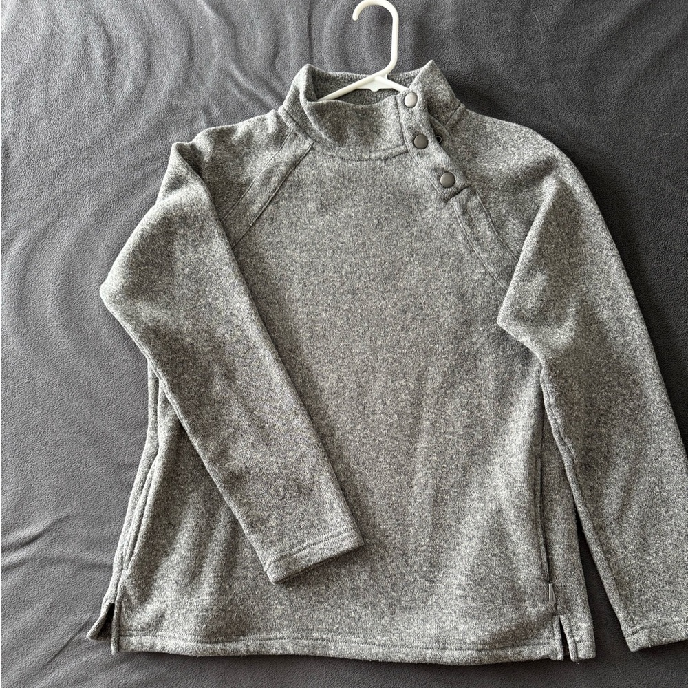 Eddie Bauer sweater/sweatshirt